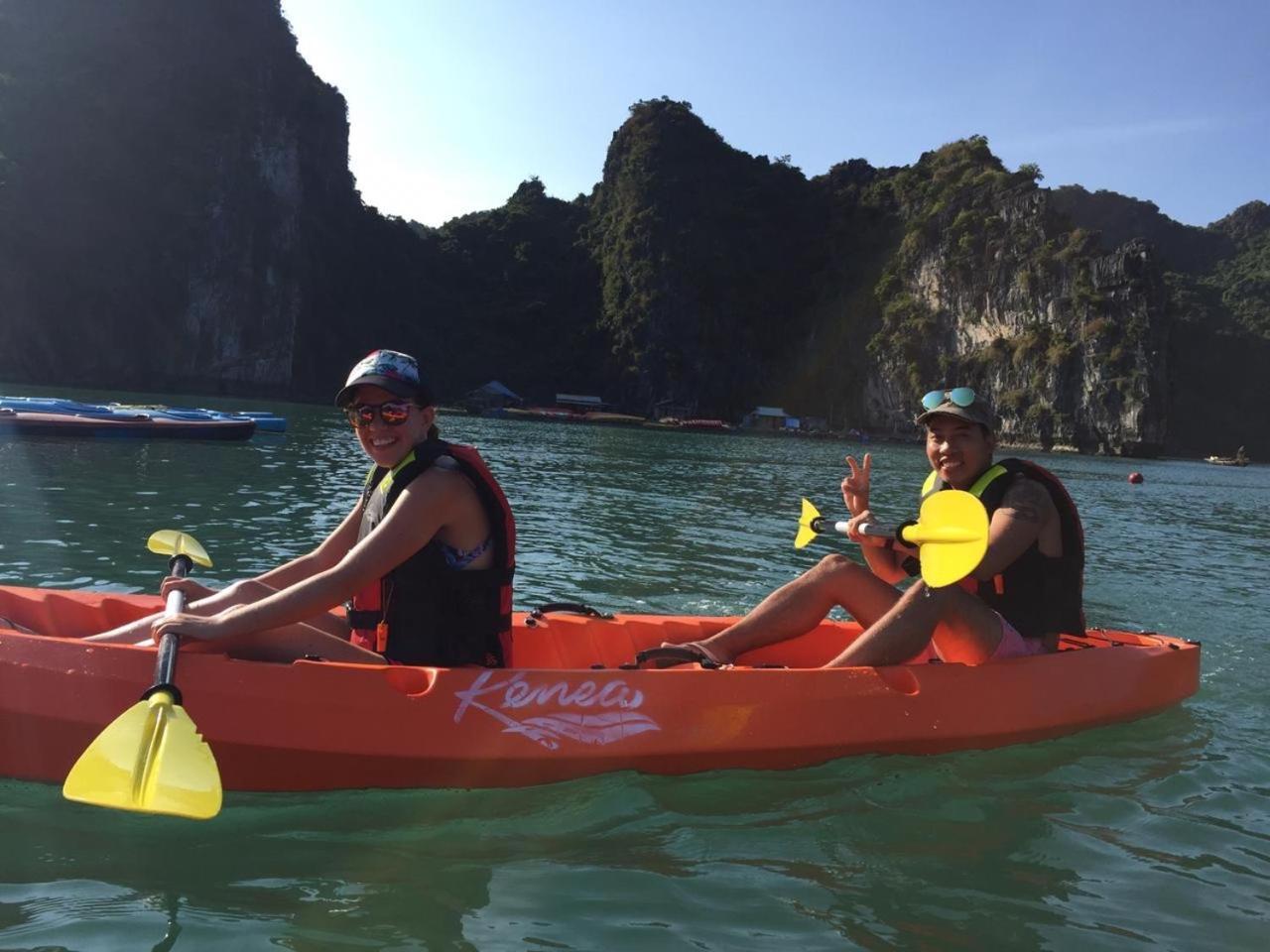 Hotel Renea Cruises Halong Hạ Long Exterior foto
