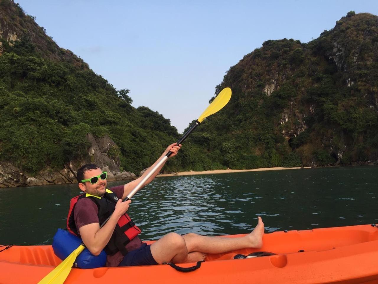 Hotel Renea Cruises Halong Hạ Long Exterior foto