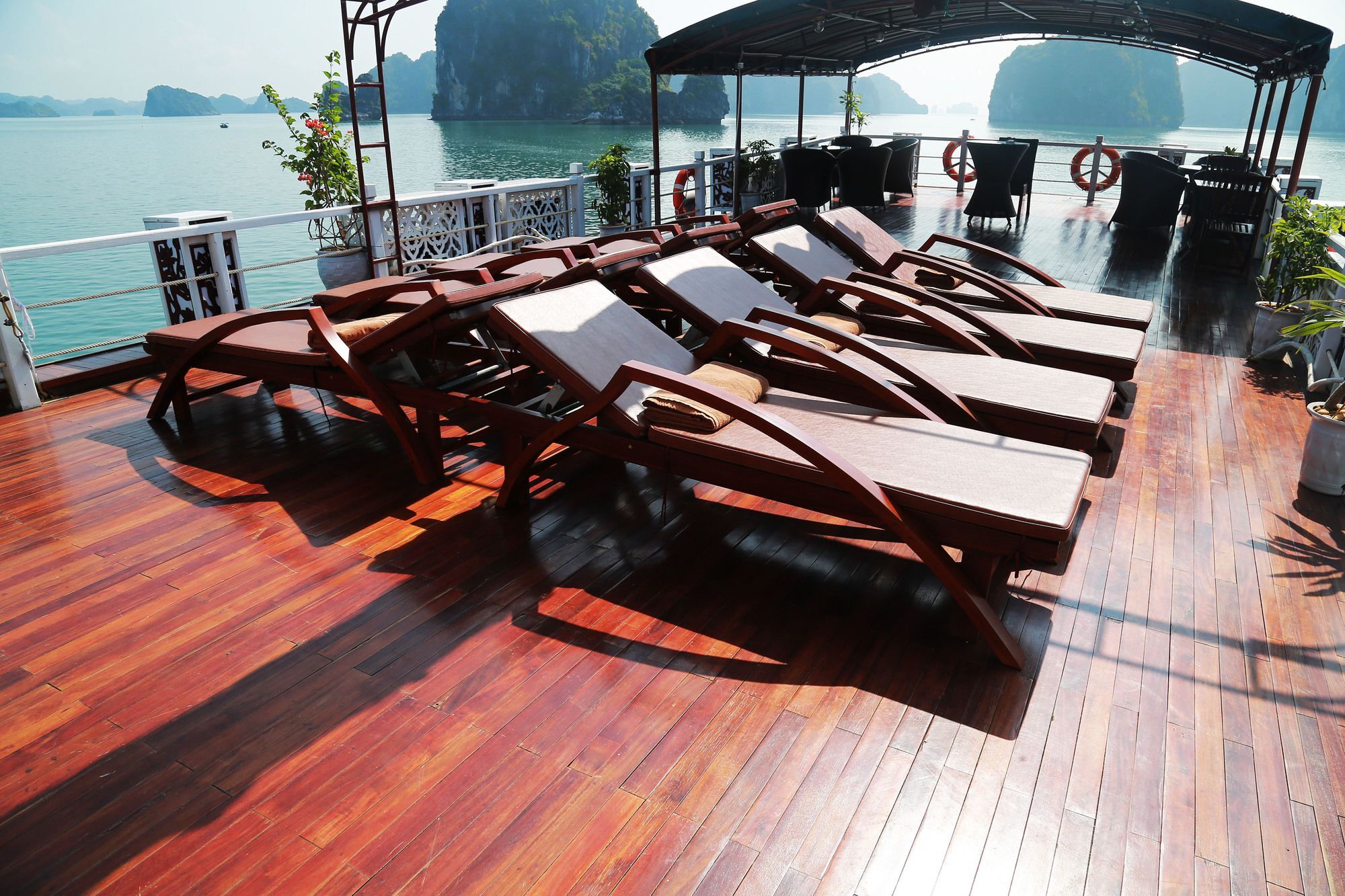 Hotel Renea Cruises Halong Hạ Long Exterior foto